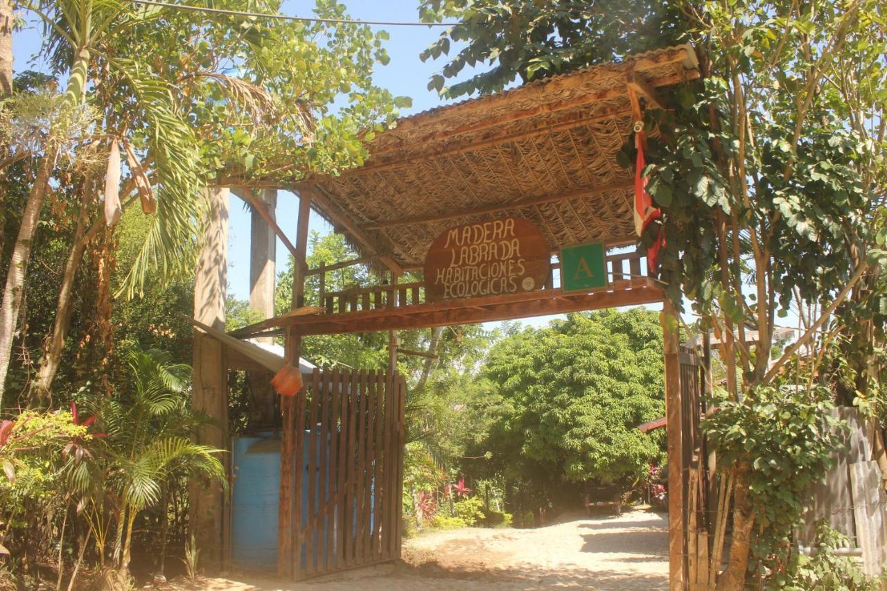 Madera Labrada Lodge Ecologico Tarapoto Esterno foto
