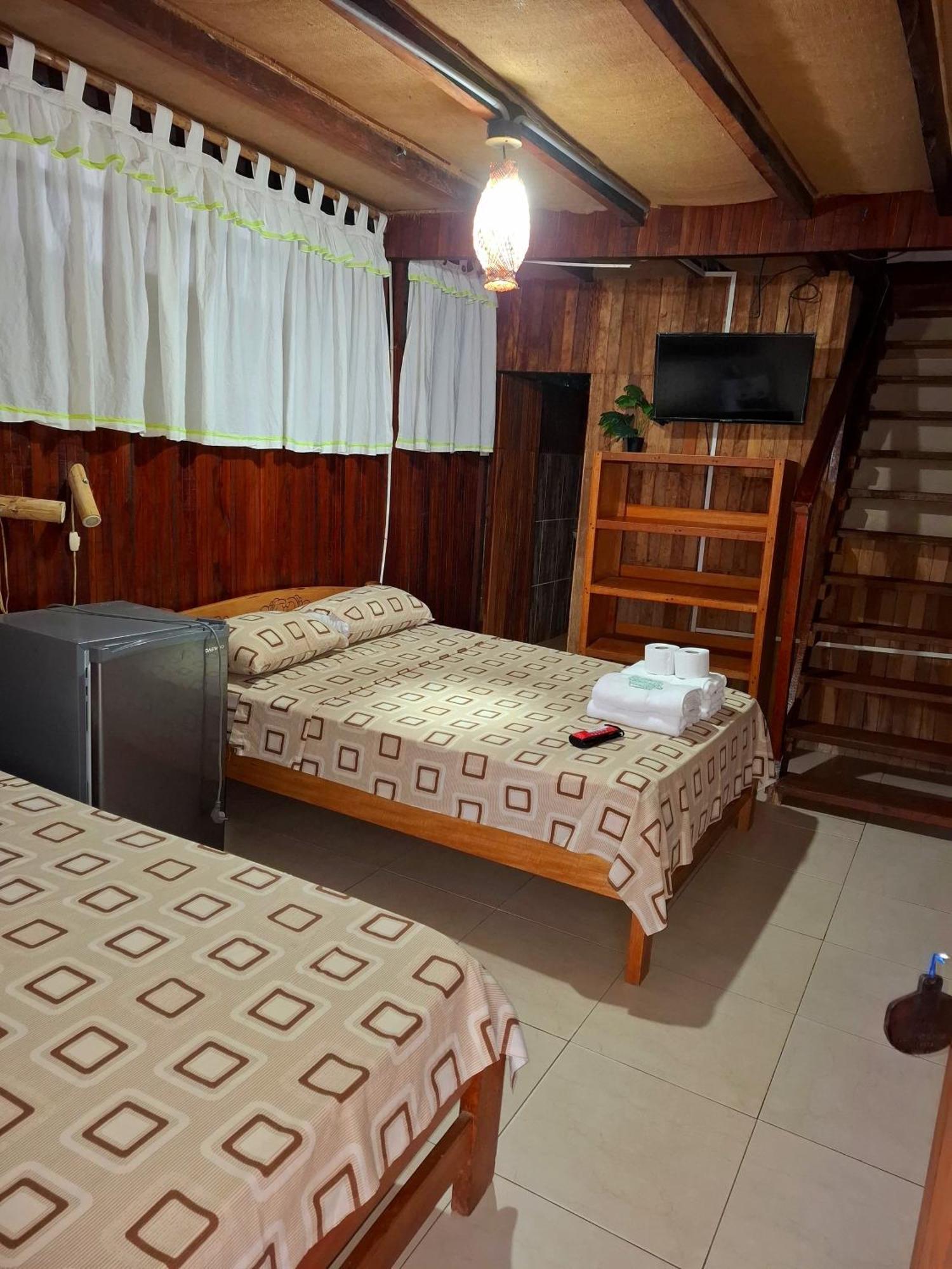 Madera Labrada Lodge Ecologico Tarapoto Esterno foto