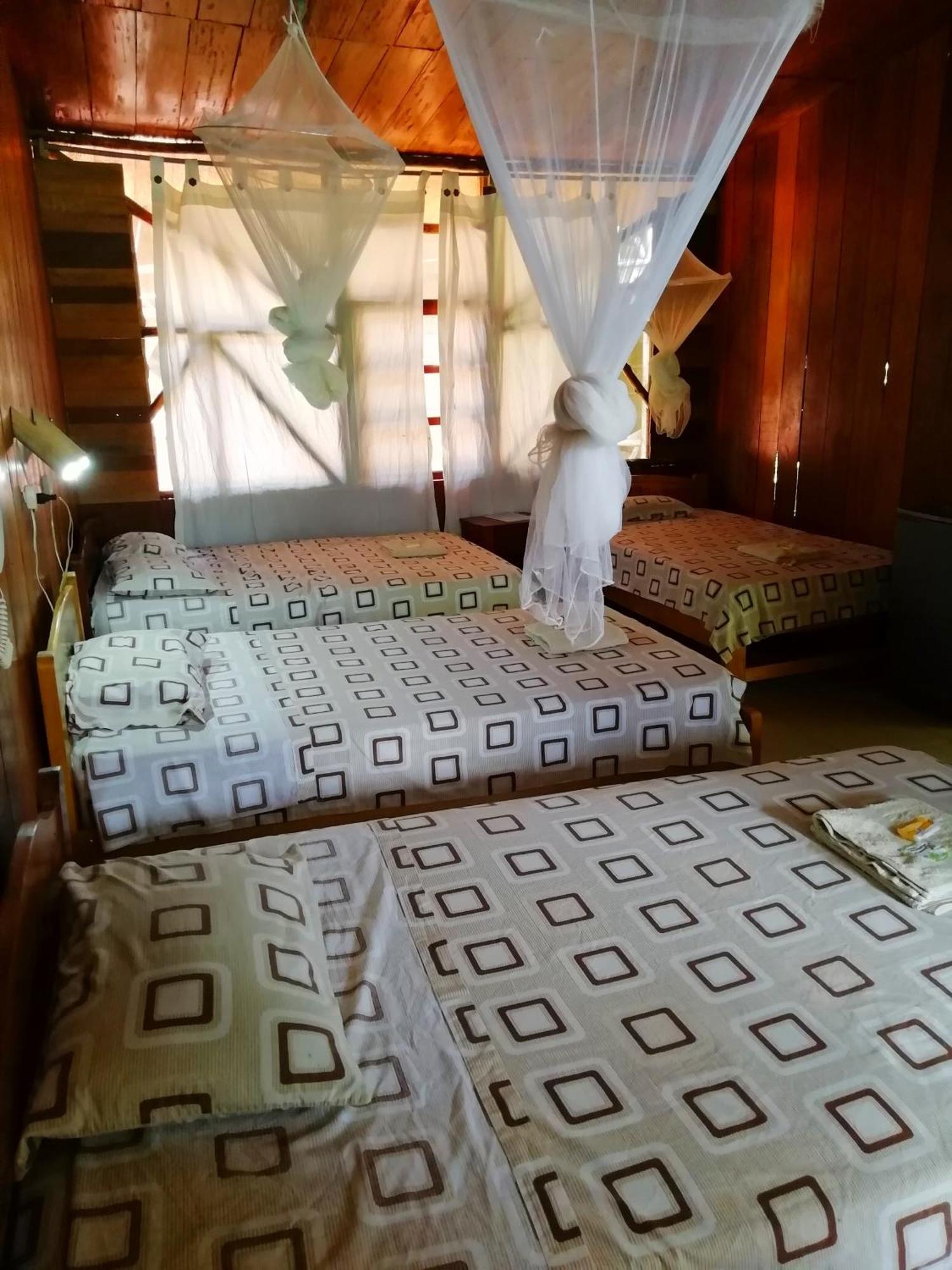 Madera Labrada Lodge Ecologico Tarapoto Esterno foto